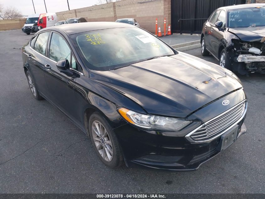 Lot #2474513993 2017 FORD FUSION SE salvage car