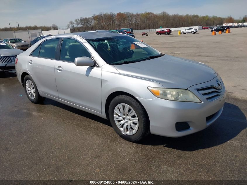 Lot #2520805721 2010 TOYOTA CAMRY LE salvage car