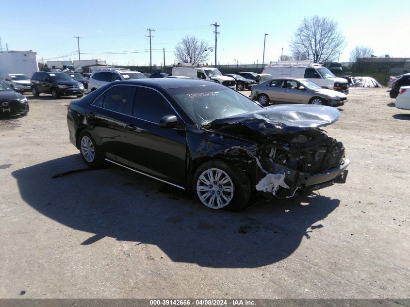 Lot #2506939660 2013 TOYOTA CAMRY LE salvage car