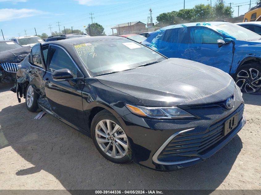 Lot #2474517514 2024 TOYOTA CAMRY LE salvage car