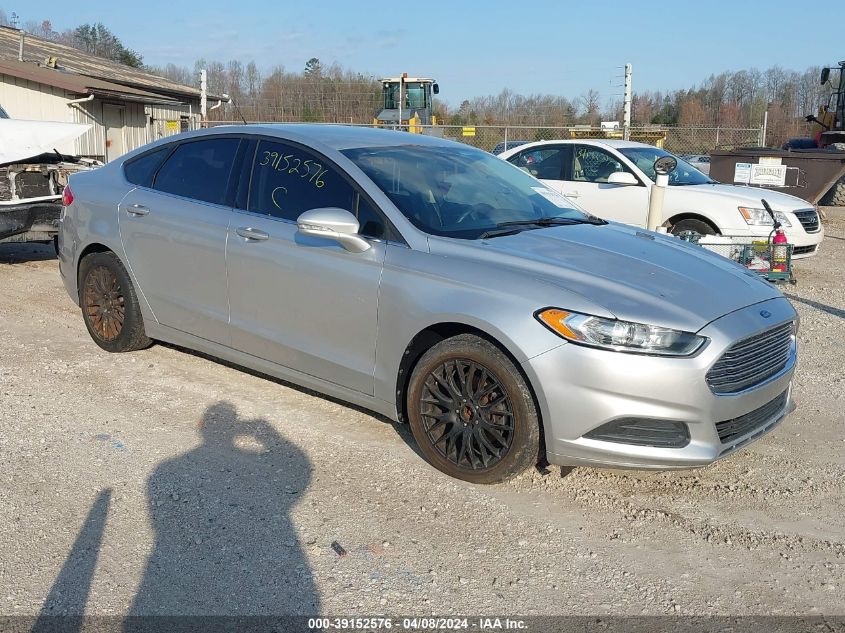Lot #2506954061 2013 FORD FUSION SE salvage car