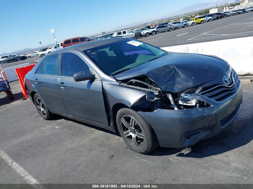 Lot #2506942634 2011 TOYOTA CAMRY LE salvage car