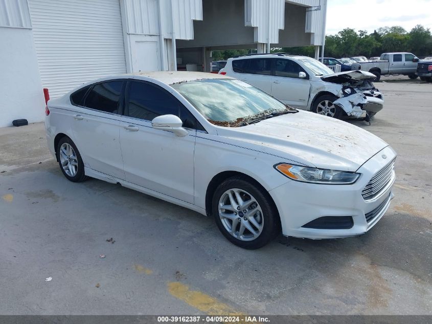 Lot #2463036713 2013 FORD FUSION SE salvage car