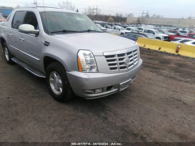 Auction sale of the 2011 Cadillac Escalade Ext Luxury, vin: 3GYT4MEF9BG397741, lot number: 39179716