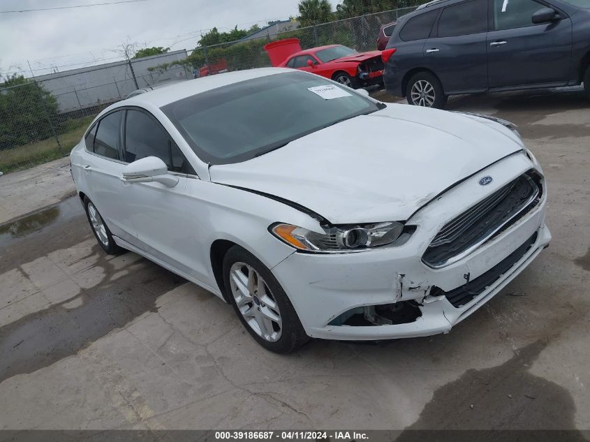 Lot #2463036582 2016 FORD FUSION SE salvage car