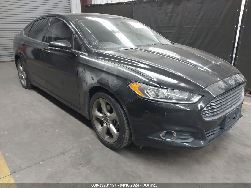 Lot #2509252668 2013 FORD FUSION SE salvage car