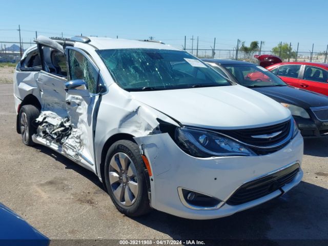 Auction sale of the 2019 Chrysler Pacifica Hybrid Limited, vin: 2C4RC1N75KR527700, lot number: 39211988
