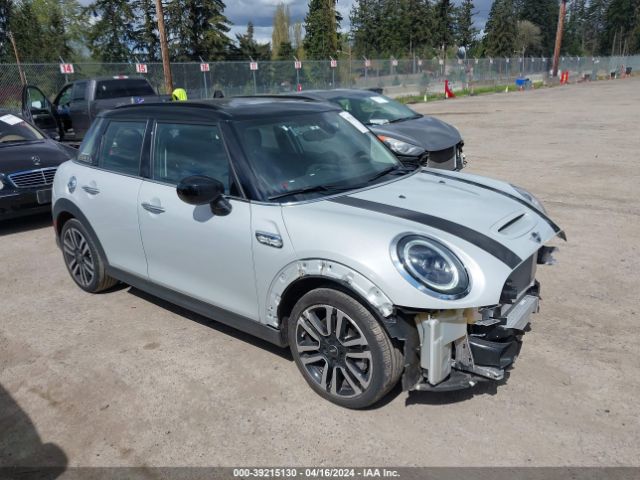 Auction sale of the 2022 Mini Hardtop Cooper S, vin: WMW53DK05N2S36301, lot number: 39215130