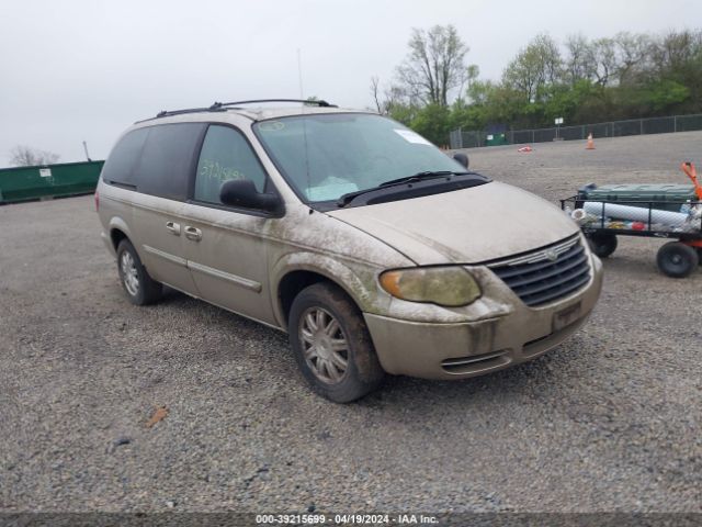 Auction sale of the 2005 Chrysler Town & Country Touring, vin: 2C8GP54L05R432854, lot number: 39215699