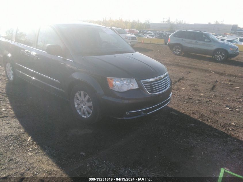 Lot #2495473080 2014 CHRYSLER TOWN & COUNTRY TOURING salvage car