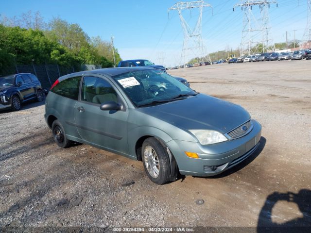 Auction sale of the 2005 Ford Focus Zx3, vin: 3FAFP31NX5R140538, lot number: 39254394