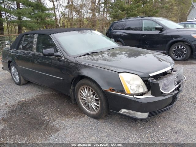 Auction sale of the 2011 Cadillac Dts Standard, vin: 1G6KA5E64BU109253, lot number: 39255935