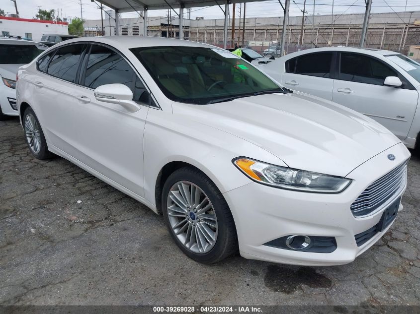 Lot #2509252121 2014 FORD FUSION SE salvage car