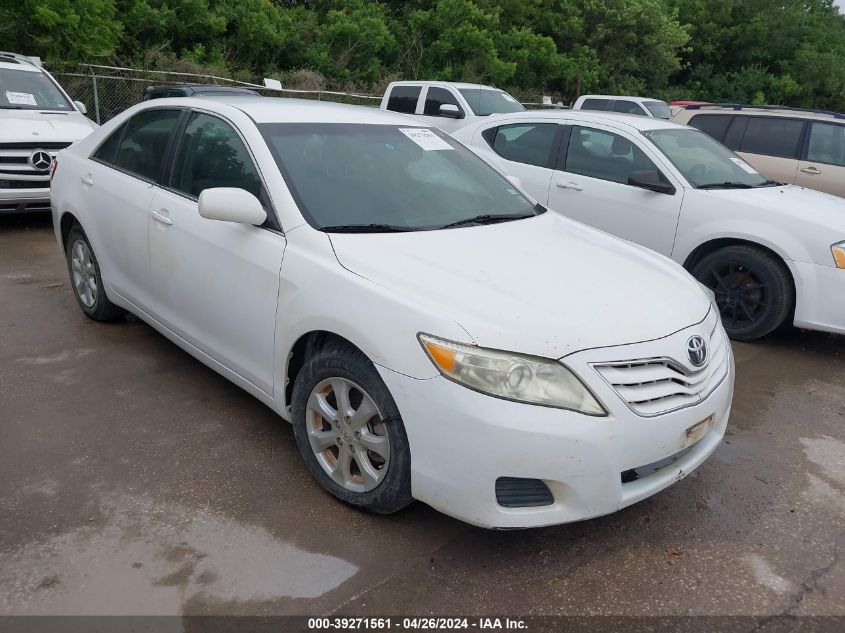 Lot #2506946989 2011 TOYOTA CAMRY LE salvage car