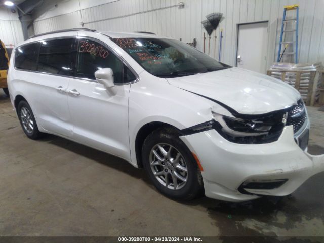 Auction sale of the 2022 Chrysler Pacifica Touring, vin: 2C4RC1FGXNR157993, lot number: 39280700