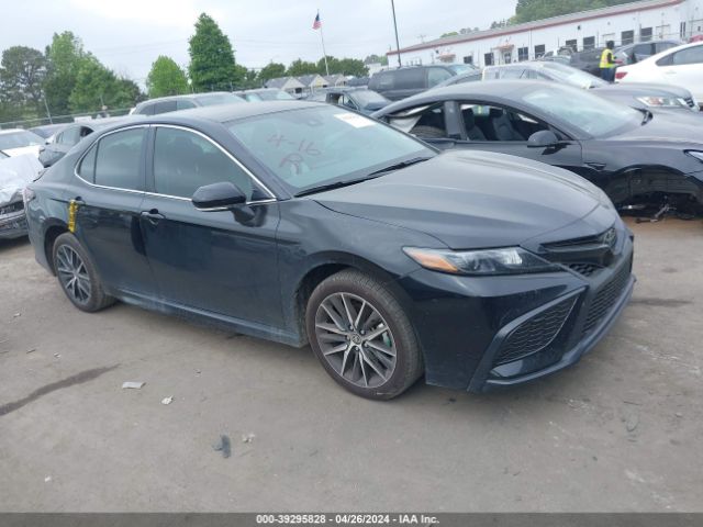 Auction sale of the 2024 Toyota Camry Se, vin: 4T1G11AK7RU884733, lot number: 39295828