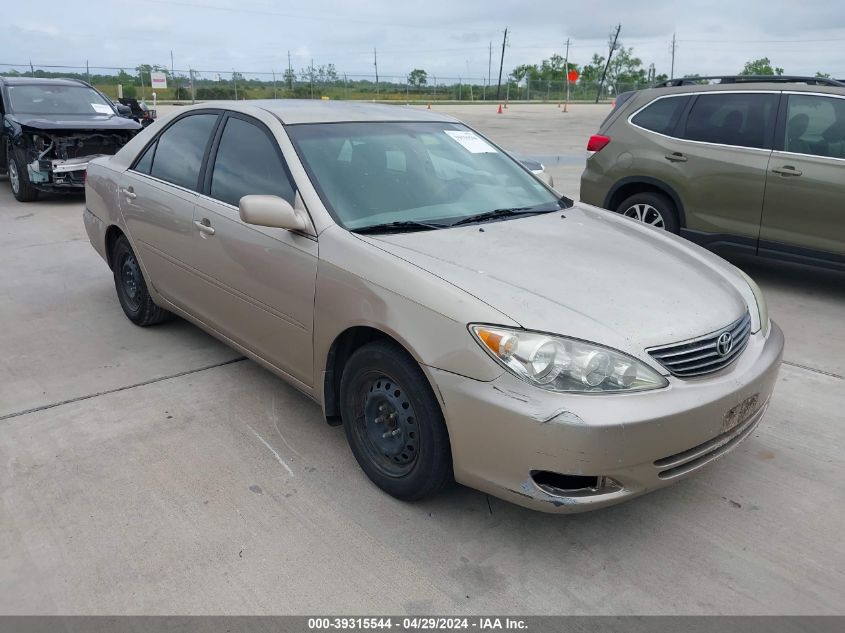 Lot #2506941013 2005 TOYOTA CAMRY LE salvage car