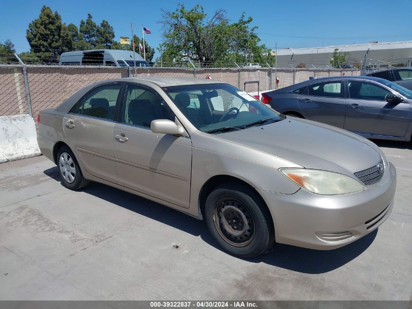 Lot #2524269970 2003 TOYOTA CAMRY LE salvage car