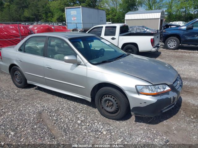 Auction sale of the 2001 Honda Accord 2.3 Lx, vin: 1HGCG56411A020724, lot number: 39329125